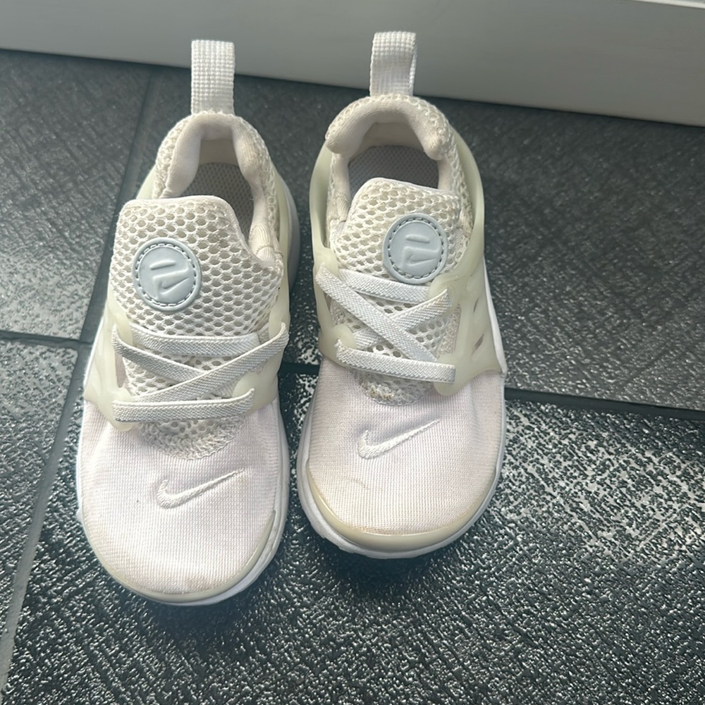 Toddler sneakers